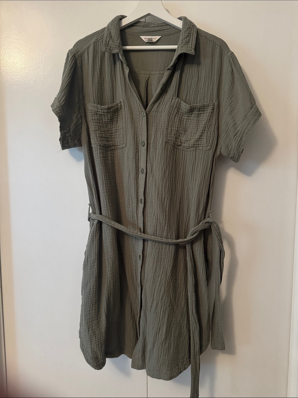 Weatherproof Button-Front Short Sleeve Dress in Olive